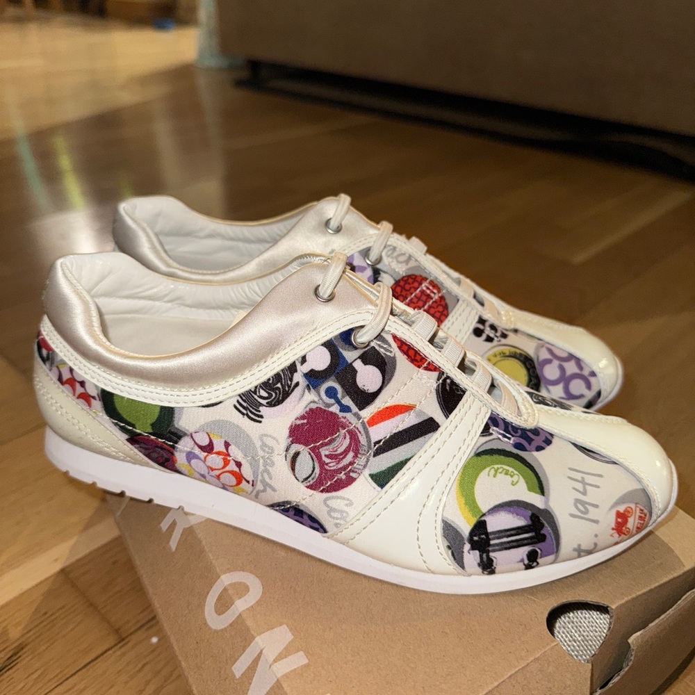 (never worn) Coach Kelee Shoes Us 7